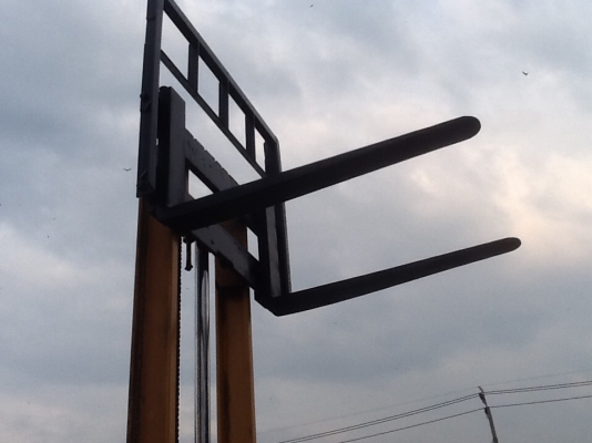 Komutsu 1.5ตันสภาพดีมากทำสีให้ใหม่ รถเก่าญี่ปุ่นครับไม่เคยใช้ในไทย