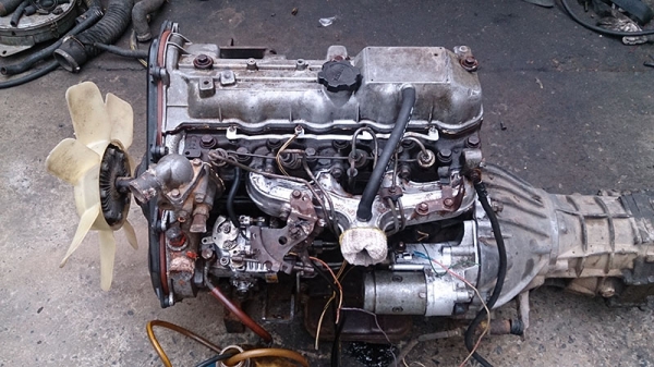 ขายเครื่องยนต์ดีเซลโตโยต้า 2L มีเลข ขายเครื่องยนต์ดีเซลโตโยต้า 2L มีเลข