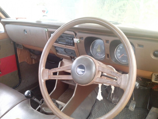 ขายมาสด้าพัน รุ่นแรกน๊อตล้อ5รู ขายมาสด้าพัน รุ่นแรกน๊อตล้อ5รู