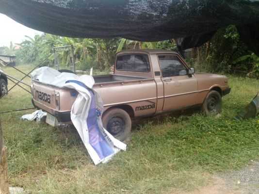 ขายมาสด้าพัน รุ่นแรกน๊อตล้อ5รู ขายมาสด้าพัน รุ่นแรกน๊อตล้อ5รู