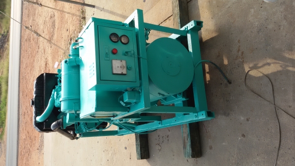 เครื่องปั่นไฟ20kva