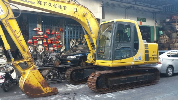 แมคโฮนำเข้าคับเมคอินเจแปน