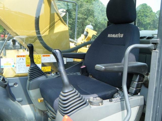 รถขุด KOMATSU PC200-8N1 S/N 351864 ปี 2011 ชั่วโมง 6468 รถอยู่ญี่ปุ่นสั่งได้ครับ