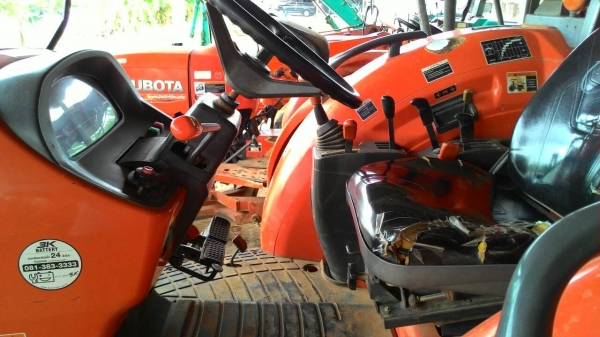 ขายรถไถ KUBOTA M7040 พร้อมดันหน้าและผาน6 อุปกรณ์หน้าหลังครบ รถเดิมๆ ราคา 450,000 สอบถาม 0818618678 อ.แกลง จ.ระยอง ขายรถไถ KUBOTA M7040 พร้อมดันหน้าและผาน6 อุปกรณ์หน้าหลังครบ รถเดิมๆ ราคา 450,000 สอบถาม 0818618678 อ.แกลง จ.ระยอง