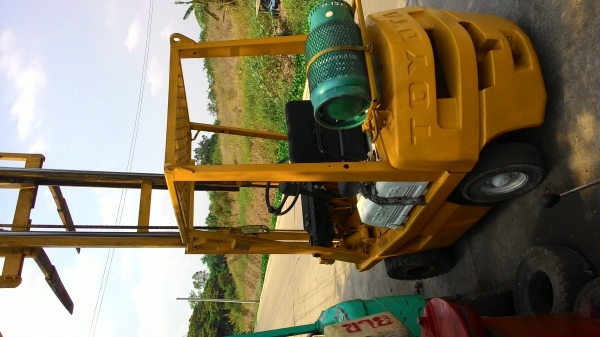 รถยกโฟคลิฟท์