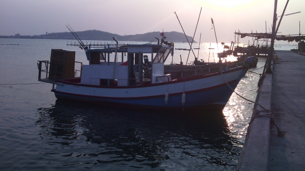 ขายเรือตกปลา ขายเรือตกปลา