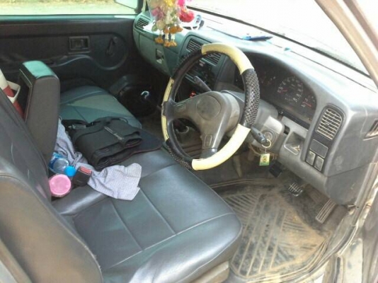 นิสสันบิ๊กเอ็ม หัวเดี่ยว พร้อมใช้ เครื่อง 2500 ฝาแดง