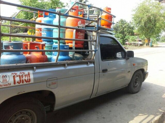 นิสสันบิ๊กเอ็ม หัวเดี่ยว พร้อมใช้ เครื่อง 2500 ฝาแดง