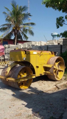 ขายรถบดล้อเหล็ก SAKAI KD10 เดิมๆตามรุ่น เอกสารเล่มทะเบียนไม่ขาด