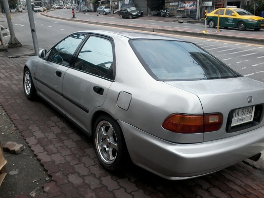 HONDA CIVIC 4Dr ปี 1993 เกียร์ AUTO