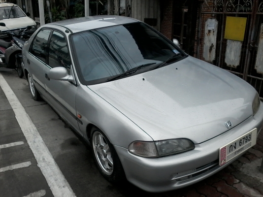 HONDA CIVIC 4Dr ปี 1993 เกียร์ AUTO