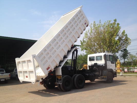 ขาย HINO PROFIA กระบะท้องเรือ เครื่อง K13C 360 แรงม้า กระบะท้องเรือยาว 6.00 เมตร สูง 1.50 เมตร กระบอกดั้มพ์ 20 ตัน สเปคหนาหมด พื้น 15 มิล แผงข้าง 15 มิล สำหรับวิ่งงานหิน