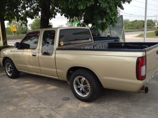 Nissan Frontier 2004