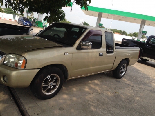 Nissan Frontier 2004