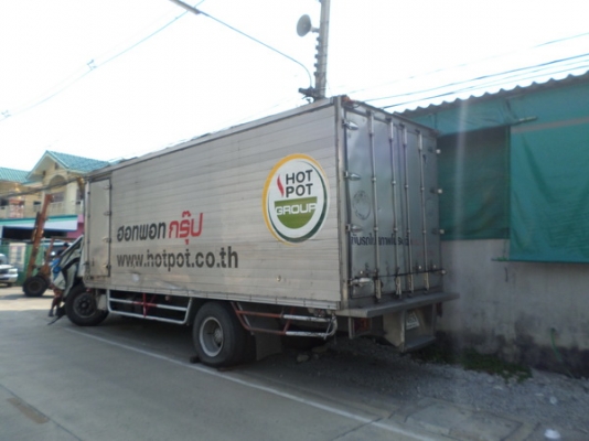 ซากรถ ประสบอุบัติเหตุ HINO ช่วงยาว ซากรถ ประสบอุบัติเหตุ HINO ช่วงยาว