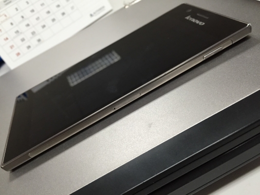 ขาย Lenovo K900 ราคา ถูกๆ 4500 บาท