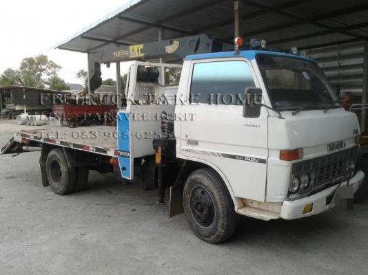 รถบรรทุกติดเครน 2.5 ตัน