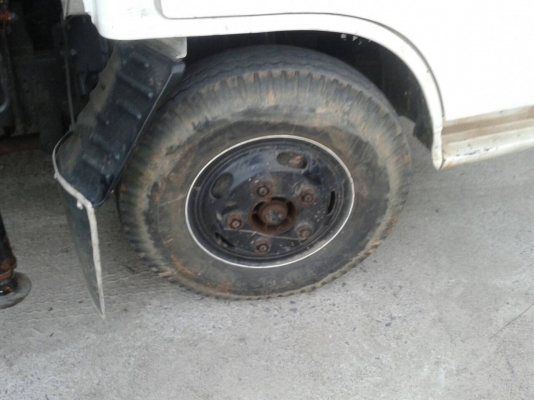 รถบรรทุกติดเครน 2.5 ตัน