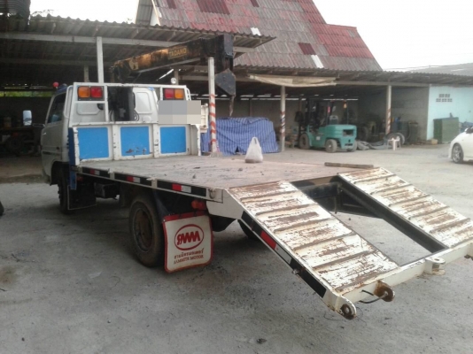 รถบรรทุกติดเครน 2.5 ตัน