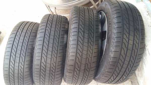 ขายล้อแม็ก accord g9 17" พร้อมยางป้ายแดงปี14 สนใจติดต่อเล็กคลองสามครับ 081-3747940 ขายล้อแม็ก accord g9 17" พร้อมยางป้ายแดงปี14 สนใจติดต่อเล็กคลองสามครับ 081-3747940