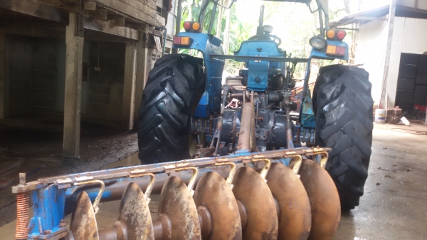 ขายรถไถฟรอ์ด6600แรงพร้อมไช้งานรถอยู่วังบัว คลองขลุง กำแพงเพชร  ราคา378000บาท  มีไบมีดหน้าหนึ่งอันผานชี1ชุดพร้อมทะเบียน สนใจสอบุถามได้ที่081 3655997 อ๋าพร  พาเจริญ  ราคาต่อรองได้อีกนะครับ