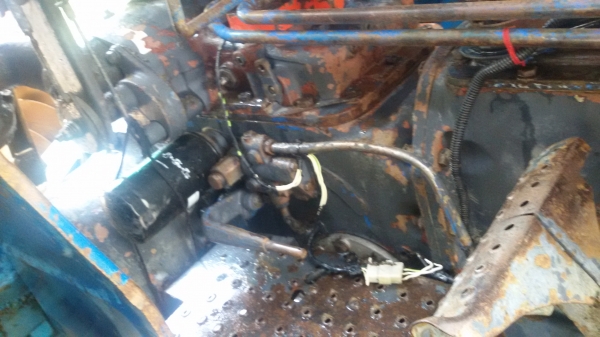 ขายรถไถฟรอ์ด6600แรงพร้อมไช้งานรถอยู่วังบัว คลองขลุง กำแพงเพชร  ราคา378000บาท  มีไบมีดหน้าหนึ่งอันผานชี1ชุดพร้อมทะเบียน สนใจสอบุถามได้ที่081 3655997 อ๋าพร  พาเจริญ  ราคาต่อรองได้อีกนะครับ