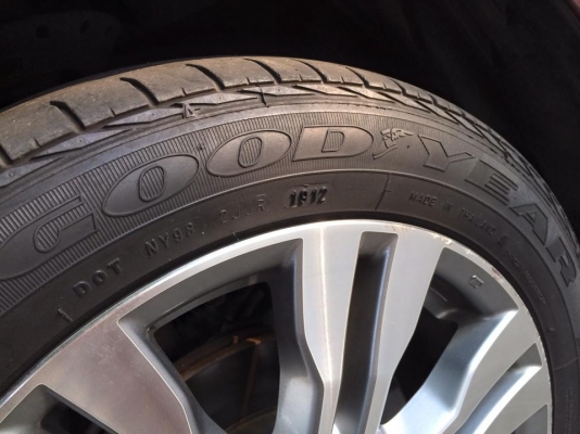 ขาย ล้อ 16 city ตัว top พร้อมยาง กู้ดเยียร์ 185/55/16ดอกเต็ม ขาย ล้อ 16 city ตัว top พร้อมยาง กู้ดเยียร์ 185/55/16ดอกเต็ม