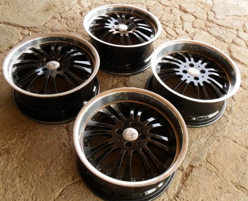 แม็กซิ่ง ขอบ17-4รู100 (4วง4,900บ.)ก้านดำ ขอบเลส