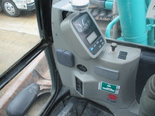 ขาย Kobelco SK135SR-1ES (YY04) ซุปเปอร์ ปี2006 มีใบมีดดัน แทรคเหล็กหุ้มยาง 4,400ชม.