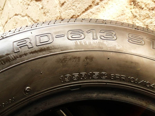 ยางกระบะขอบ15 บริดสโตน 195-R15ลงพื้นปลายปี13(4เส้น3,600บ)ดอกหนามาก90\%