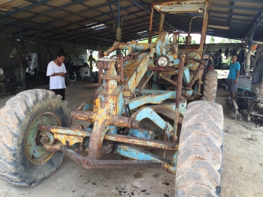 (ตอนนี้ทำสีแล้ว)รถเกรด CAT112(91G582)รถสวยเดิมๆ สภาพดีมาก พร้อมใช้ รถแน่นๆบู๊ชสลักแน่น เครื่องนิ่ม