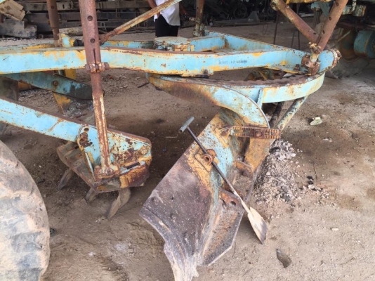 (ตอนนี้ทำสีแล้ว)รถเกรด CAT112(91G582)รถสวยเดิมๆ สภาพดีมาก พร้อมใช้ รถแน่นๆบู๊ชสลักแน่น เครื่องนิ่ม