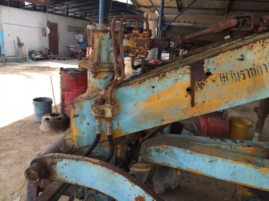 (ตอนนี้ทำสีแล้ว)รถเกรด CAT112(91G582)รถสวยเดิมๆ สภาพดีมาก พร้อมใช้ รถแน่นๆบู๊ชสลักแน่น เครื่องนิ่ม