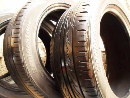 ยางแก้มเตี้ยขอบ16 บริดสโตน205-50-R16ลงพื้นปี13(4เส้น3,200บ) ยางแก้มเตี้ยขอบ16 บริดสโตน205-50-R16ลงพื้นปี13(4เส้น3,200บ)