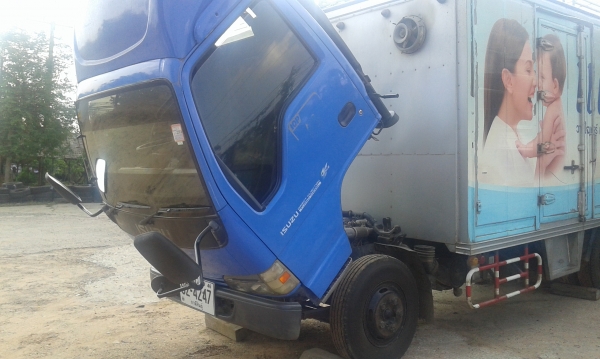 ขายแล้วครับ"ลูกค้ารับรถ"ที่ ท่าสองคอน อ.เมือง จ.มหาสารคาม กลับ จ.ขอนแก่น เรียบร้อยแล้ว ขอบคุณมากครับ !! มอส ท่าสองคอน !! มีรถชัวร้อย\%