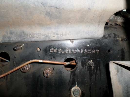 ขาย 6 ล้อ ฮีโน่ 500 ดัมพ์ 3มิตร  175 แรง ยาว 4 ม. ปี 2010 สภาพสวยเดิมเครื่องดี พร้อมใช้งาน ชมก่อนได้ครับ สนใจติดต่อ 081-9425443  081-5715326