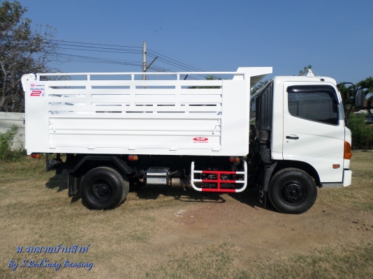 ขาย 6 ล้อ ฮีโน่ 500 ดัมพ์ 3มิตร  175 แรง ยาว 4 ม. ปี 2010 สภาพสวยเดิมเครื่องดี พร้อมใช้งาน ชมก่อนได้ครับ สนใจติดต่อ 081-9425443  081-5715326