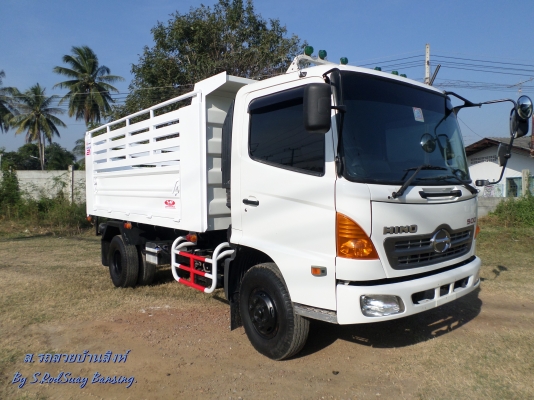 ขาย 6 ล้อ ฮีโน่ 500 ดัมพ์ 3มิตร  175 แรง ยาว 4 ม. ปี 2010 สภาพสวยเดิมเครื่องดี พร้อมใช้งาน ชมก่อนได้ครับ สนใจติดต่อ 081-9425443  081-5715326