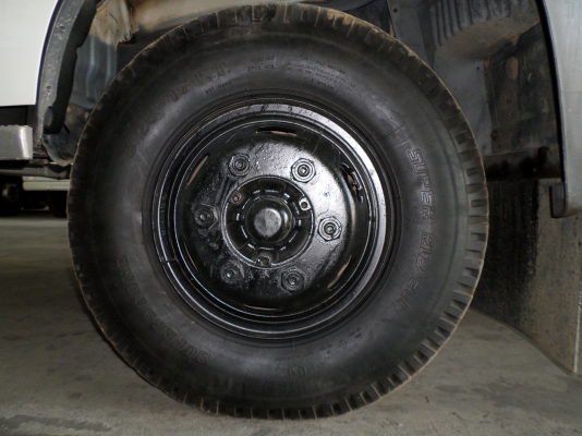 ขาย 6 ล้อ ฮีโน่ 500 ดัมพ์ 3มิตร  175 แรง ยาว 4 ม. ปี 2010 สภาพสวยเดิมเครื่องดี พร้อมใช้งาน ชมก่อนได้ครับ สนใจติดต่อ 081-9425443  081-5715326