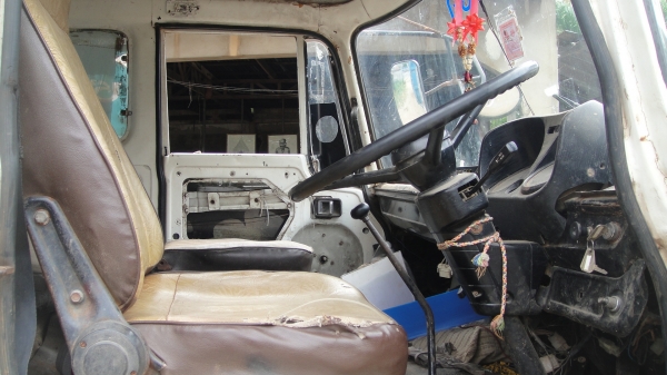 HINO KT925 10ล้อเพลาเดียว พื้นเรียบ เครื่องEH700 เครื่องดี แน่น ยาว6.25ม.ยางใหม่10เส้น ราคาถูก