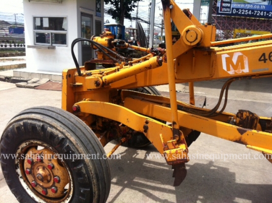 รถเกรด ยี่ห้อ MITSUI รุ่น HA46F S/N 3701XX นำเข้า บจก.สหสินอีควิปเม้นท์ โทร.081-5851880, 02-5168100-1 www.sahasinequipment.com