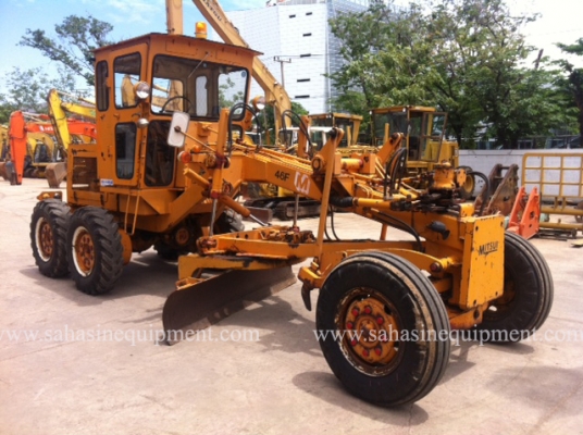 รถเกรด ยี่ห้อ MITSUI รุ่น HA46F S/N 3701XX นำเข้า บจก.สหสินอีควิปเม้นท์ โทร.081-5851880, 02-5168100-1 www.sahasinequipment.com รถเกรด ยี่ห้อ MITSUI รุ่น HA46F S/N 3701XX นำเข้า บจก.สหสินอีควิปเม้นท์ โทร.081-5851880, 02-5168100-1 www.sahasinequipment.com