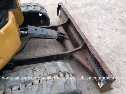 รถขุด ยี่ห้อ CAT รุ่น 303SR S/N FAD002XX สภาพดีมาก บจก.สหสินอีควิปเม้นท์ โทร.081-5851880, 02-5168100-1 www.sahasinequipment.com รถขุด ยี่ห้อ CAT รุ่น 303SR S/N FAD002XX สภาพดีมาก บจก.สหสินอีควิปเม้นท์ โทร.081-5851880, 02-5168100-1 www.sahasinequipment.com