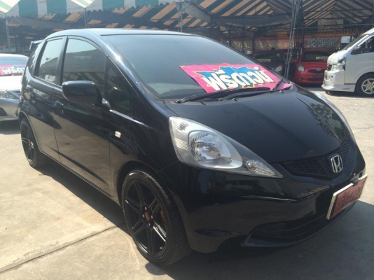 HONDA JAZZ 1.5 SV. ปี 12 เกีย ออโต้