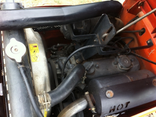 ขาย KUBOTA B2420 ใบดันหน้าพร้อมผาน3 รถไร่ครับ สภาพดีพร้อมใช้งานครับ