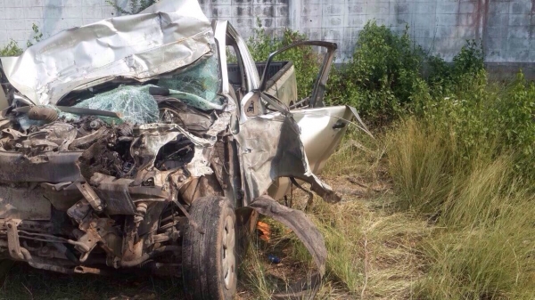 วีโก้หัวเดียว สีเทา เครื่อง2500 ปี06 โอนลอยๆแยกอะไหลได้ทุกอย่าง