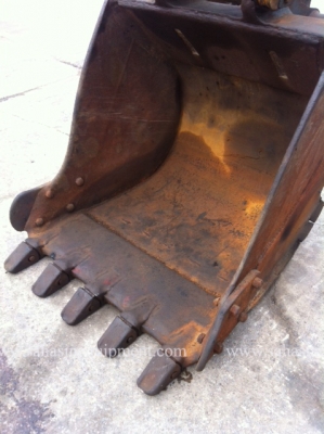 รถขุด ยี่ห้อ HITACHI รุ่น EX200-2 S/N 742XX สภาพดี บจก.สหสินอีควิปเม้นท์ โทร.081-5851880, 02-5168100-1 www.sahasinequipment.com รถขุด ยี่ห้อ HITACHI รุ่น EX200-2 S/N 742XX สภาพดี บจก.สหสินอีควิปเม้นท์ โทร.081-5851880, 02-5168100-1 www.sahasinequipment.com