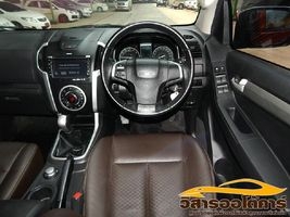 ISUZU D-MAX(ปี12-15) V-CROSS CAB-4 Prestige 3.0 Ddi VGS 4WD ISUZU D-MAX(ปี12-15) V-CROSS CAB-4 Prestige 3.0 Ddi VGS 4WD