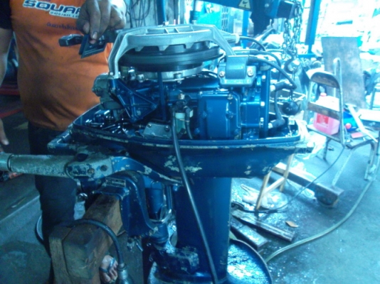 เครื่องเรือYAMAHA 25 hp 2จังหวะหางสั้น เครื่องเรือYAMAHA 25 hp 2จังหวะหางสั้น