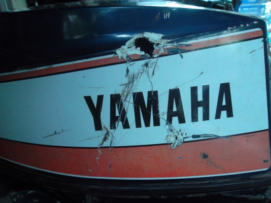 เครื่องเรือYAMAHA 25 hp 2จังหวะหางสั้น เครื่องเรือYAMAHA 25 hp 2จังหวะหางสั้น